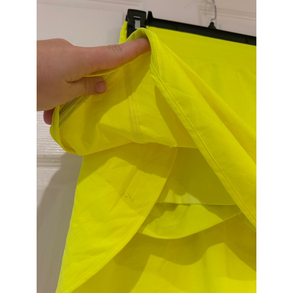 Lululemon Hotty Hot High-Rise Skirt 4 Highlight Yellow Neon Running Skort Flawed - Picture 6 of 11